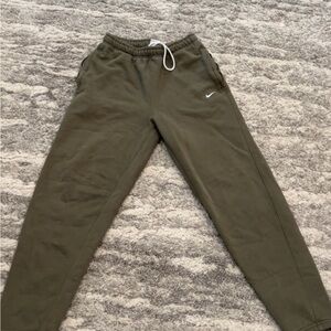 Nike Olive Green Sweatpants With Zipper Pockets
